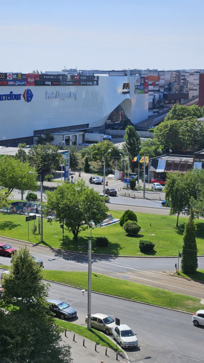 Pantelimon intersectie cu Iancului langa Mega Mall si Mc Donald's