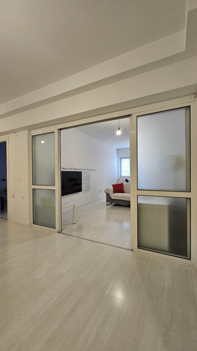 Unirii adiacent * blocul Erbasu * constructie 2001 * 105.40 mp