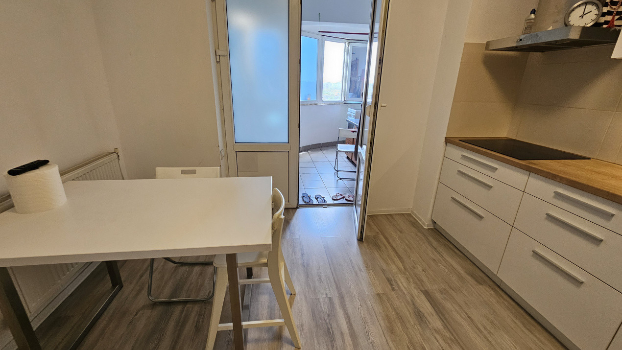 Unirii adiacent * blocul Erbasu * constructie 2001 * 105.40 mp