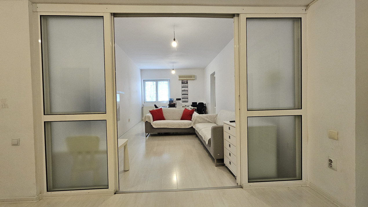 Unirii adiacent * blocul Erbasu * constructie 2001 * 105.40 mp