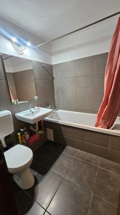 Panduri stradal * apartament cu 3 camere mobilat si utilat