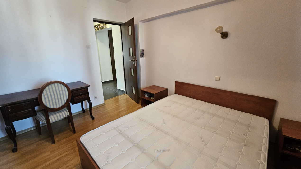 Panduri stradal * apartament cu 3 camere mobilat si utilat