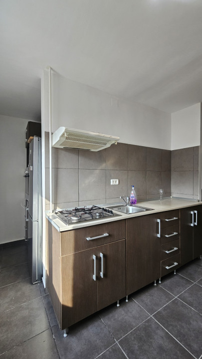 Panduri stradal * apartament cu 3 camere mobilat si utilat
