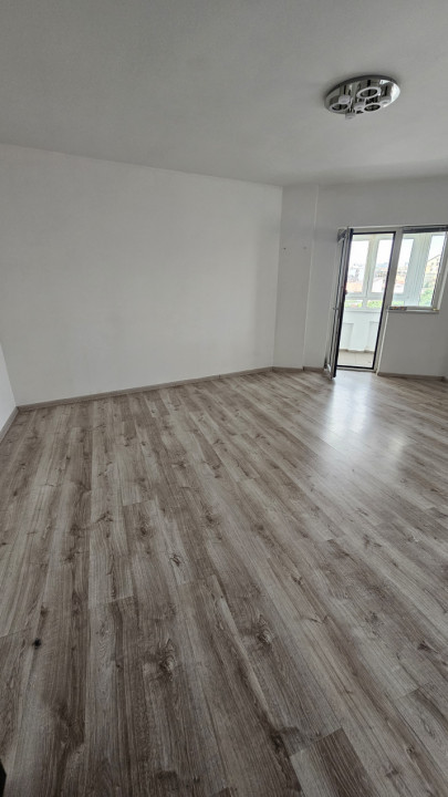 Stirbei Voda 4 camere nemobilate pentru firma sau locuit