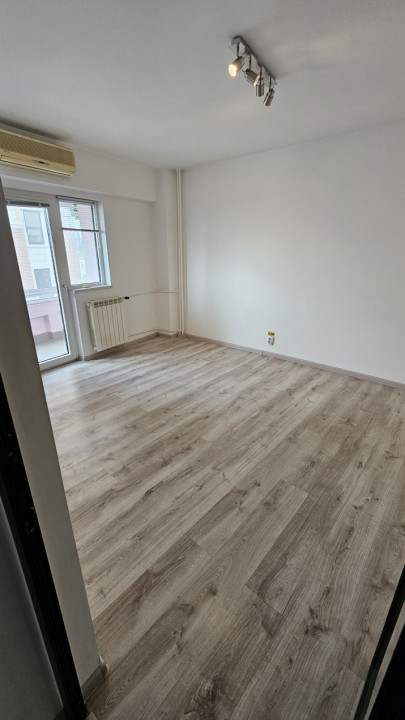 Stirbei Voda 4 camere nemobilate pentru firma sau locuit