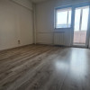 Stirbei Voda * Cismigiu  4 camere nemobilate pentru firma sau locuit