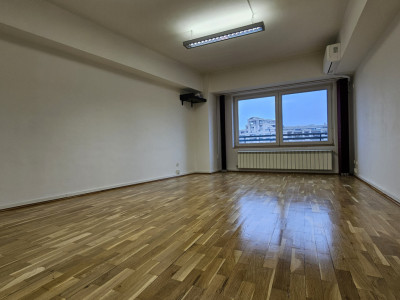 Bulevardul Unirii stradal bloc 2004 * centrala de bloc * firma sau locuit