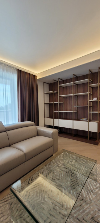 3 camere Cortina North terasa 25 mp