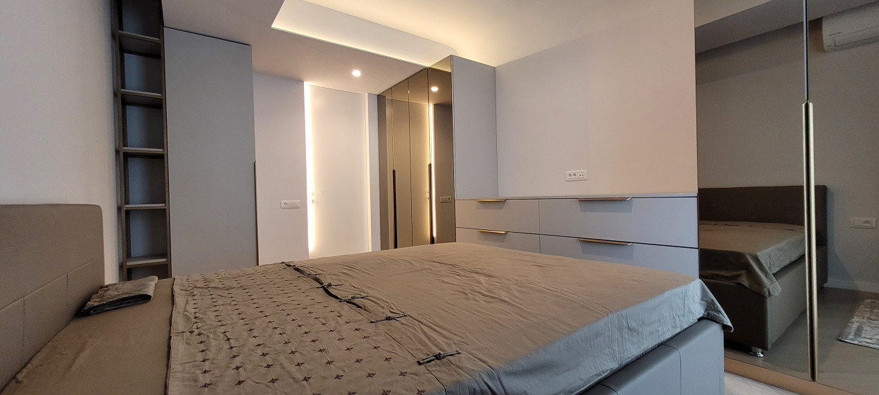 3 camere Cortina North terasa 25 mp