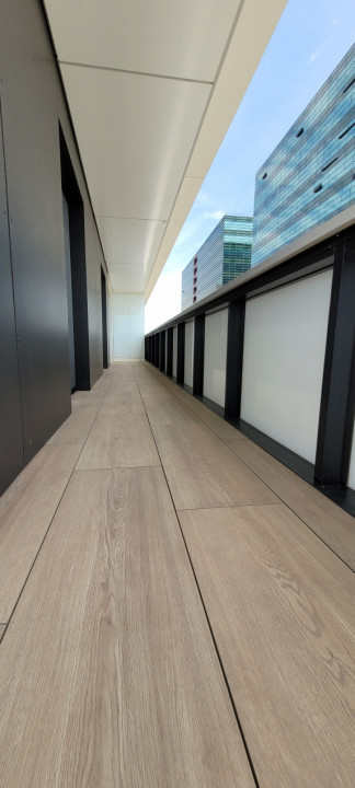 3 camere Cortina North terasa 25 mp