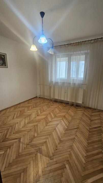Inchiriere 3 camere Unirii - Mircea Voda