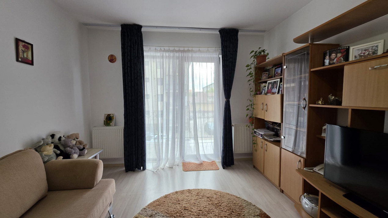 Vanzare garsoniera in Dobroiesti etajul 1/4 cu lift