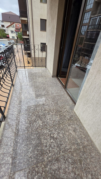 Vanzare garsoniera in Dobroiesti etajul 1/4 cu lift