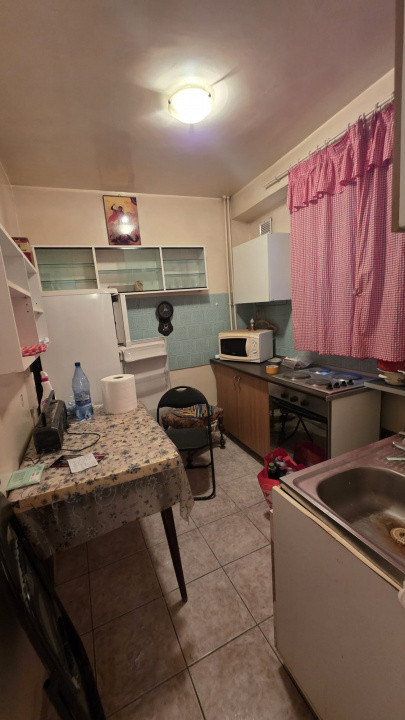 Vanzare 2 camere parter Drumul Taberei piata