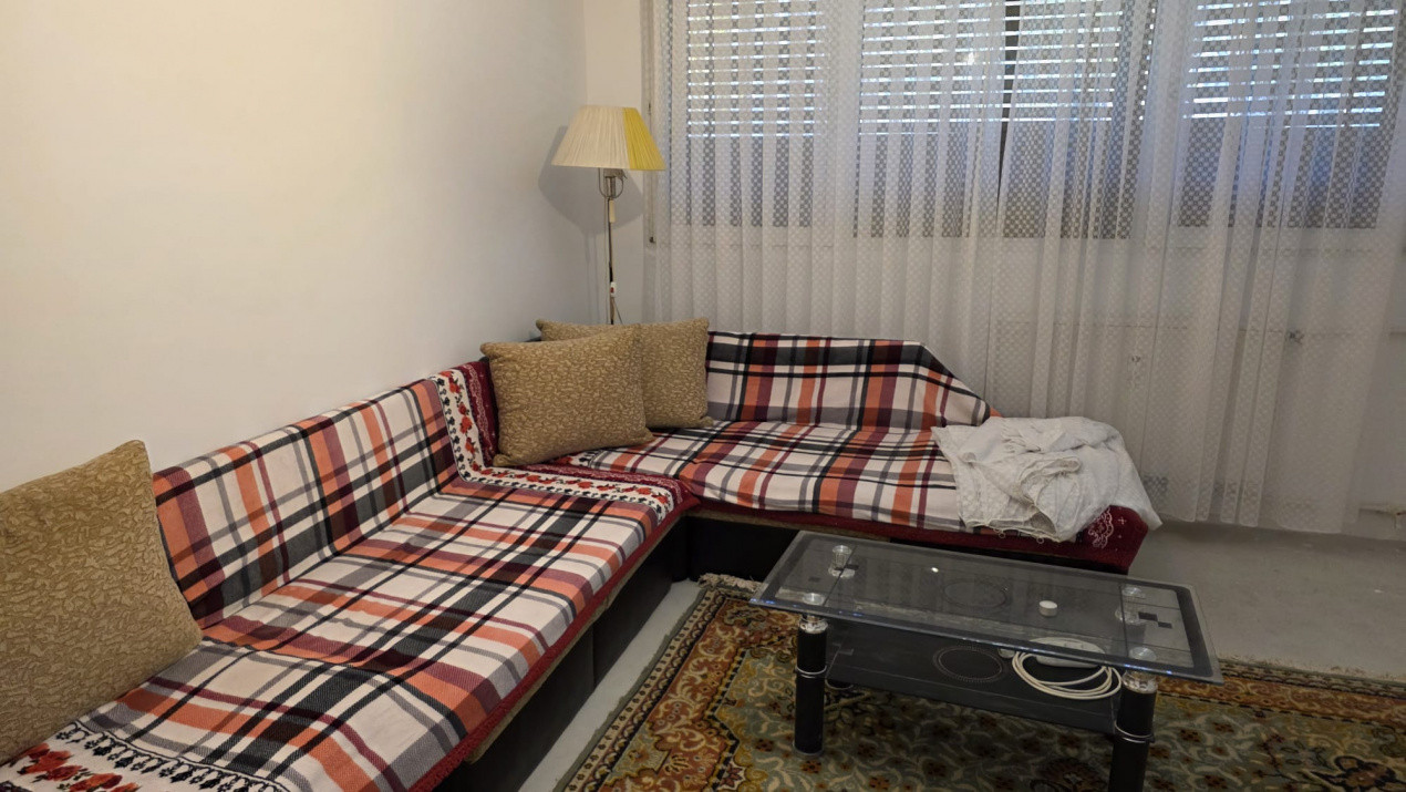 Vanzare 2 camere parter Drumul Taberei piata