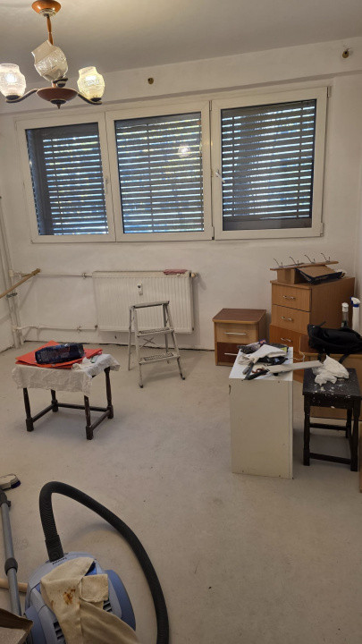 Vanzare 2 camere parter Drumul Taberei piata