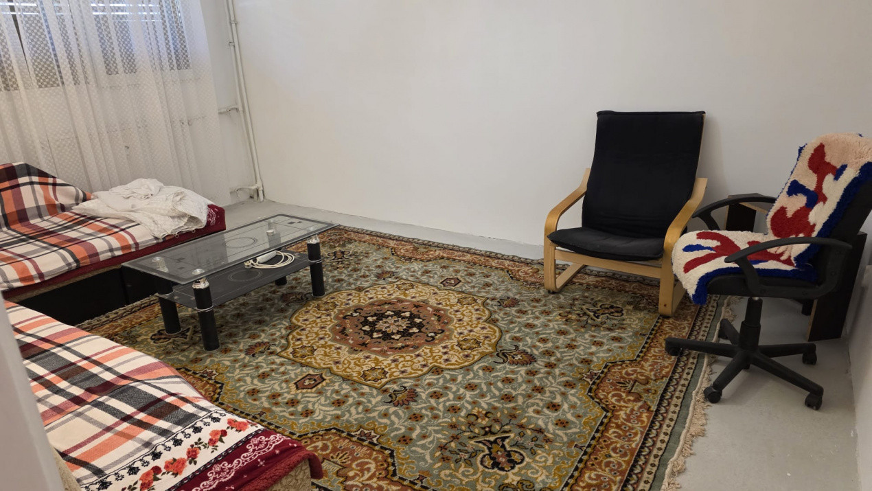 Vanzare 2 camere parter Drumul Taberei piata