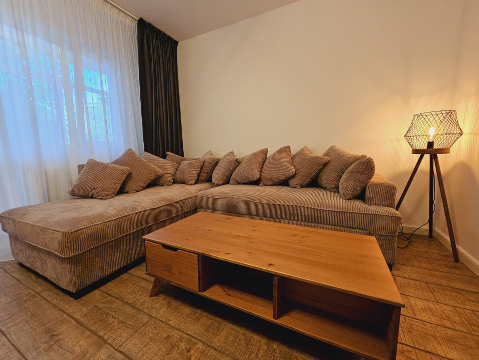 Inchiriere 3 camere Militari renovate si mobilate