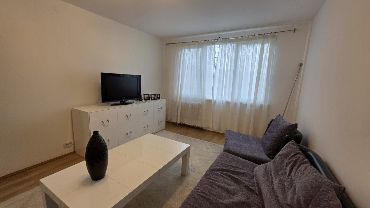 Inchiriere 3 camere Militari  Politehnica renovat 2025