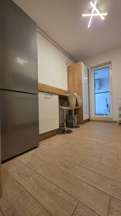 Inchiriere 2 camere Unirii bloc nou - parcare subterana