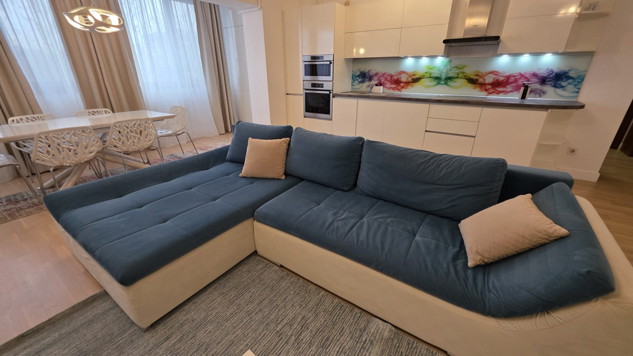 Inchiriere 3 camere Herastrau - Satul Francez cu parcare subterana