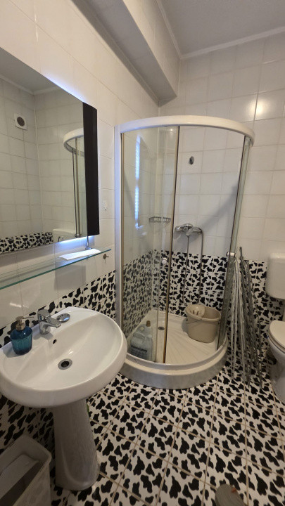 Bucurestii Noi inchiriere imobil singur curte 