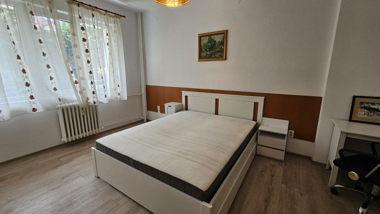 Inchiriere garsoniera la parter Bulevardul Lacul Tei