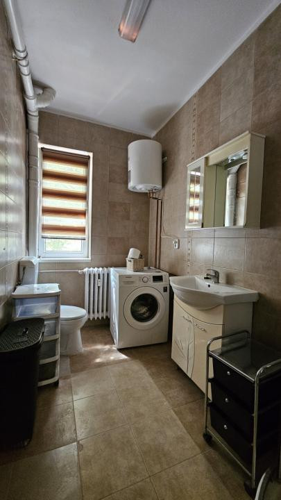 Inchiriere garsoniera la parter Bulevardul Lacul Tei