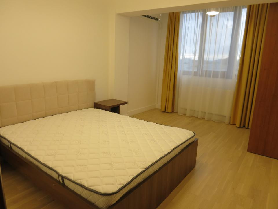 Inchiriere 3 camere Herastrau - Satul Francez