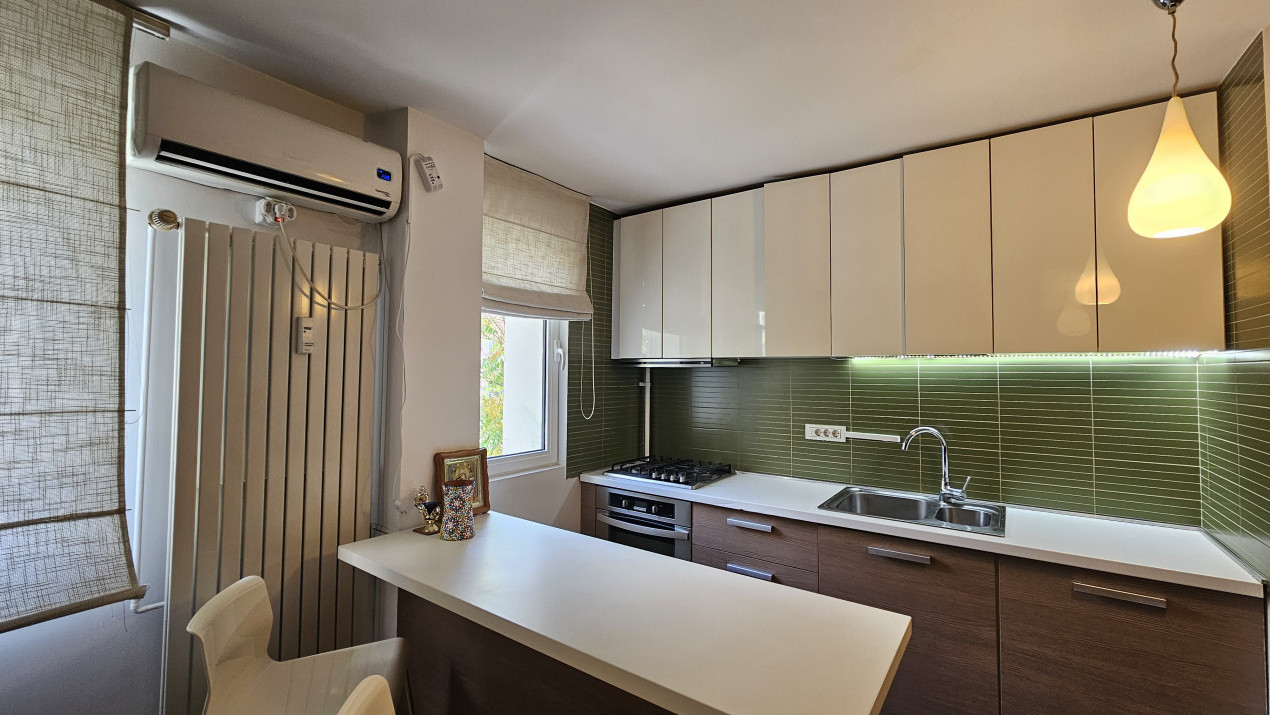 Inchiriere 4 camere Dristor metrou