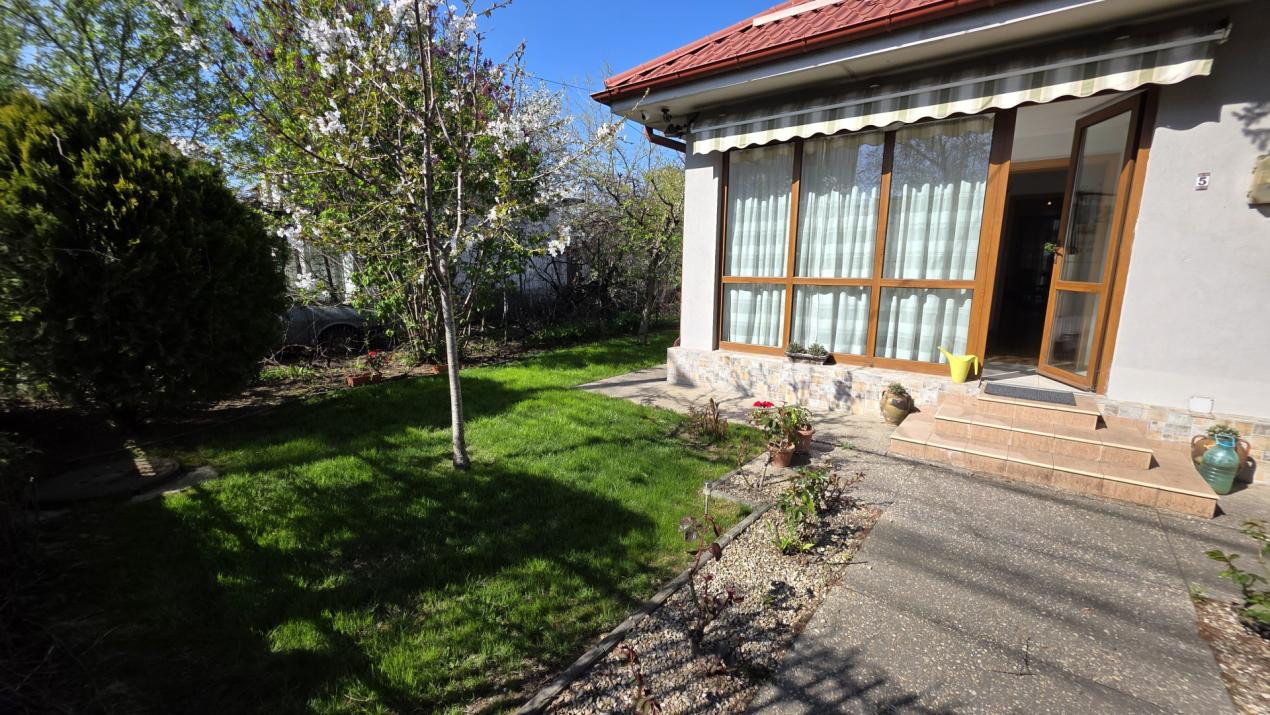 Inchiriere casa singur curte Voluntari