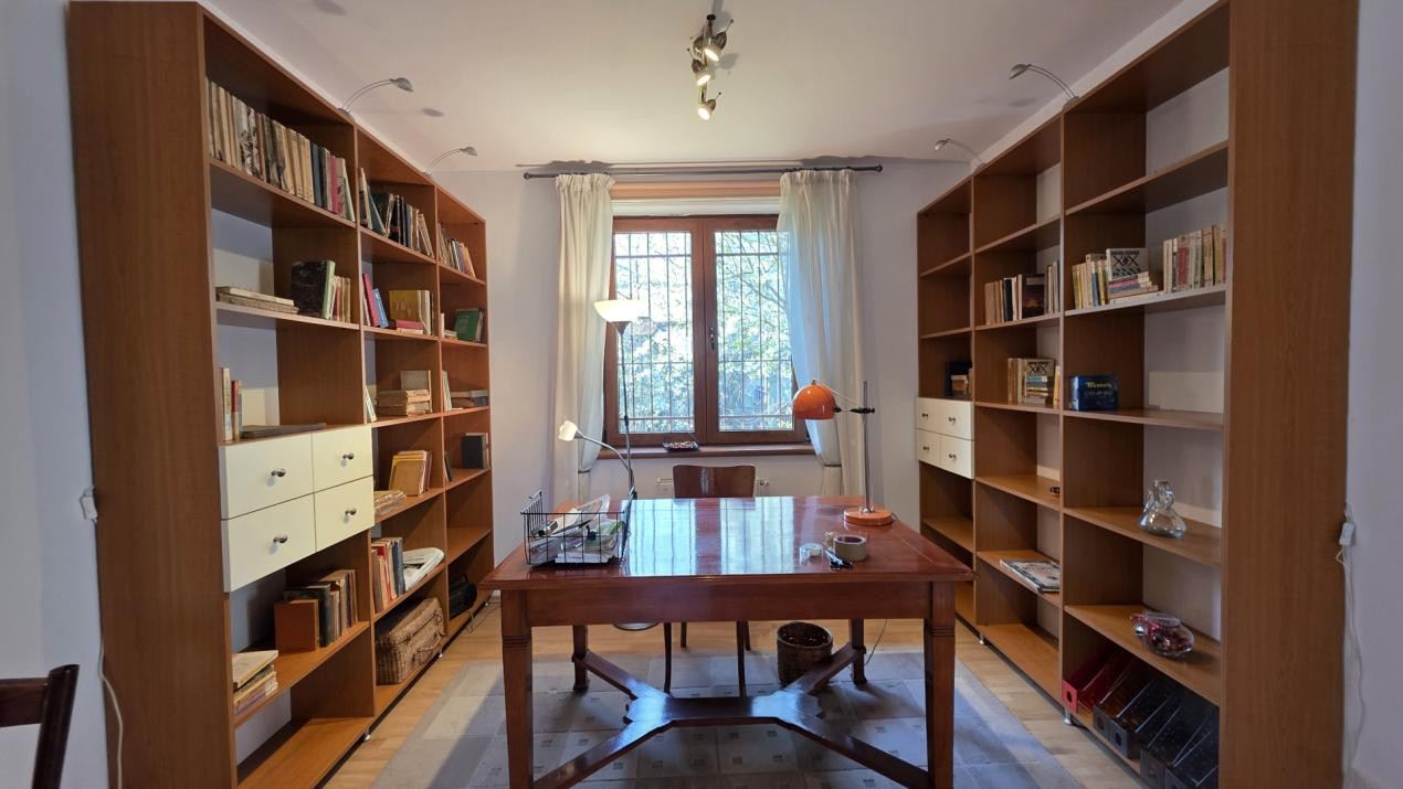 Inchiriere casa singur curte Voluntari