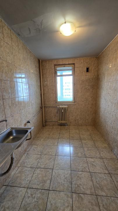 Vanzare 3 camere Bergeni  - Alexandru Obregia