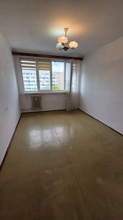 Vanzare 3 camere Bergeni  - Alexandru Obregia