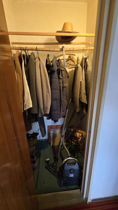 Vanzare 3 camere Bergeni  - Alexandru Obregia