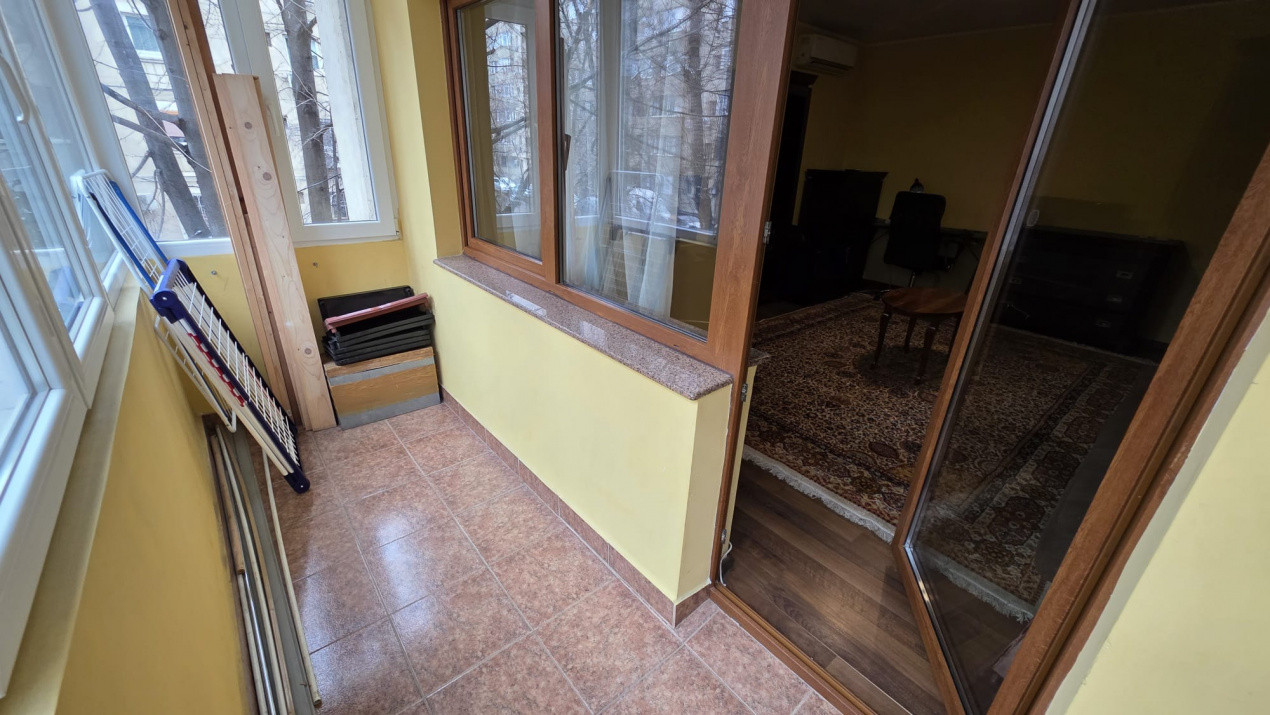 Inchiriere 2 camere Timpuri Noi etajul 1/4