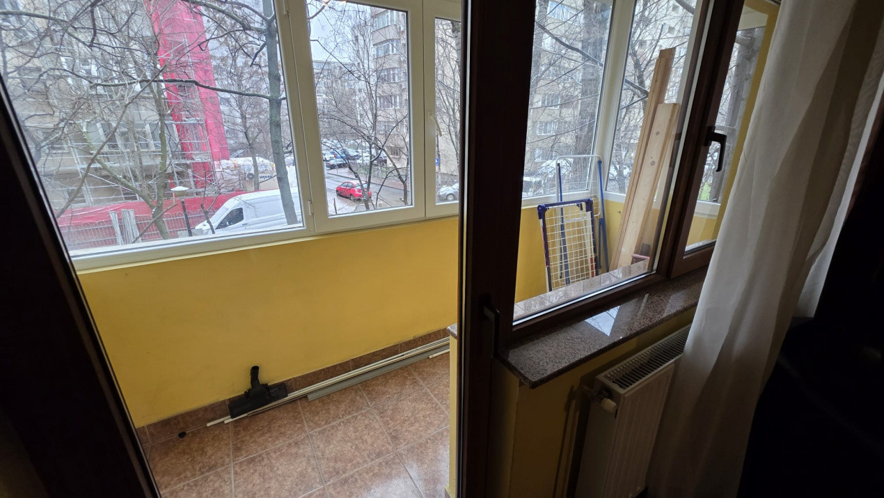 Inchiriere 2 camere Timpuri Noi etajul 1/4