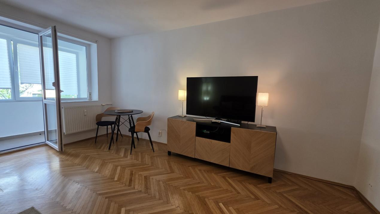 Inchiriere garsoniera Vatra Luminoasa