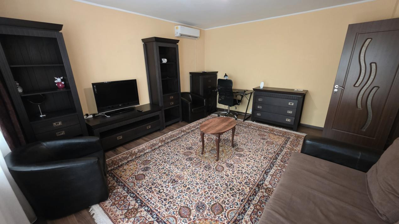 Inchiriere 2 camere Vitan Mall etajul 1/4