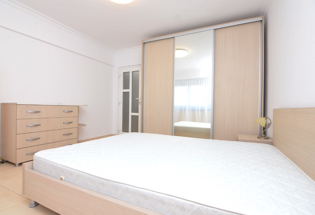 Inchiriere 2 camere Piata Unirii