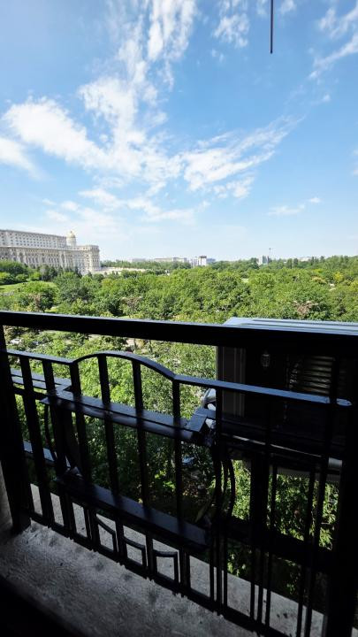 Inchiriere 2 camere Unirii vedere Parc Izvor renovat 2026