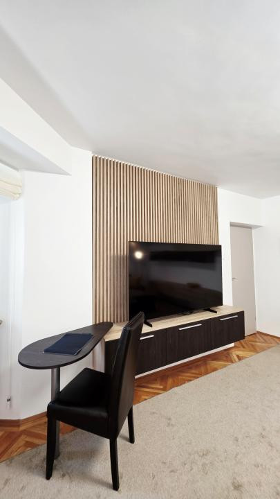 Inchiriere 2 camere Bd Libertatii vedere Parc Izvor renovat 2026