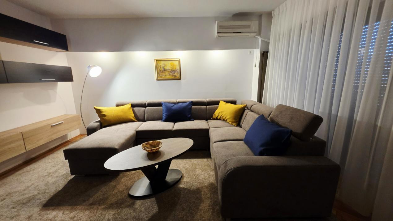 Inchiriere 2 camere Bd Libertatii vedere Parc Izvor renovat 2026