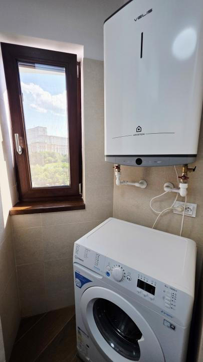 Inchiriere 2 camere Bd Libertatii vedere Parc Izvor renovat 2026