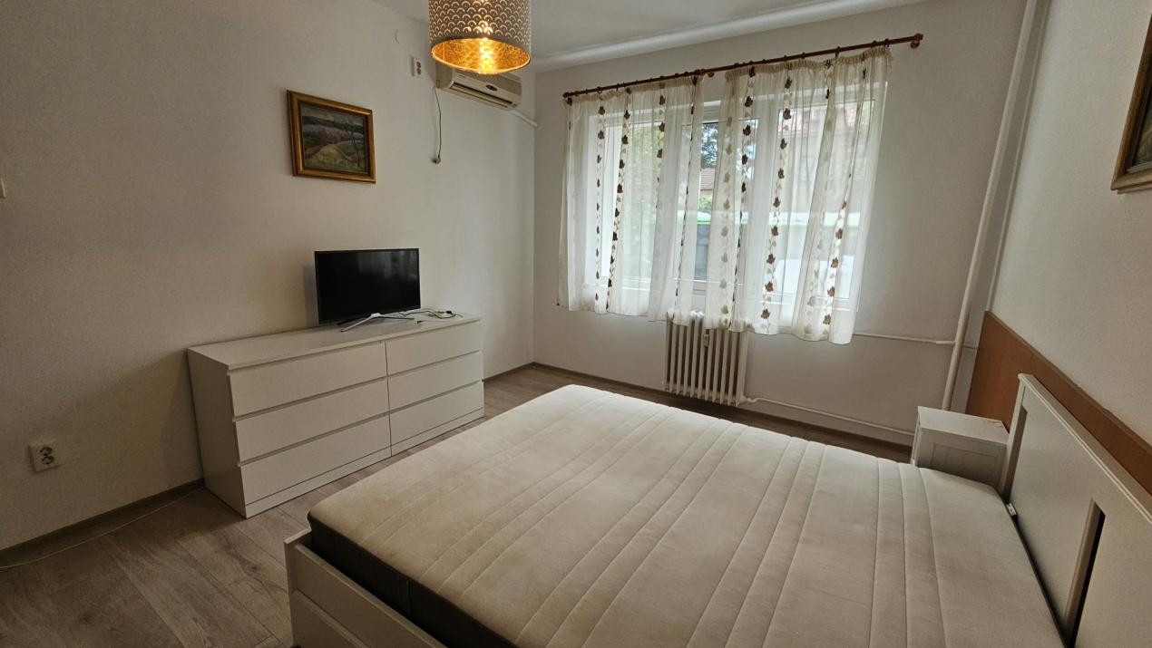 Vanzare Garsonieră Bulevardul Lacul Tei  