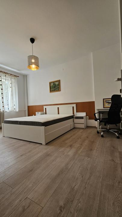 Vanzare Garsonieră Bulevardul Lacul Tei  