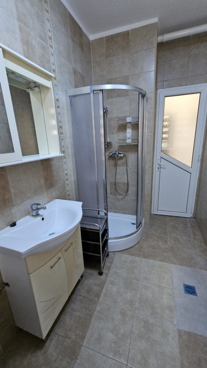 Vanzare Garsonieră Bulevardul Lacul Tei  