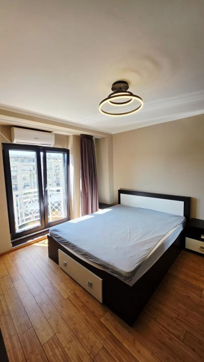 Apartament 3 camere de închiriat – Bulevardul Decebal | 81 mp | Centrală proprie