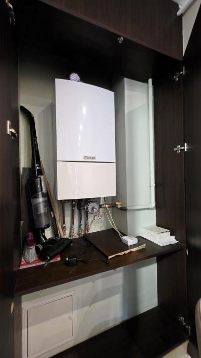 Apartament 3 camere de închiriat – Bulevardul Decebal | 81 mp | Centrală proprie