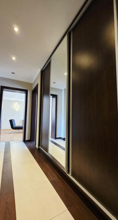 Apartament 3 camere de închiriat – Bulevardul Decebal | 81 mp | Centrală proprie